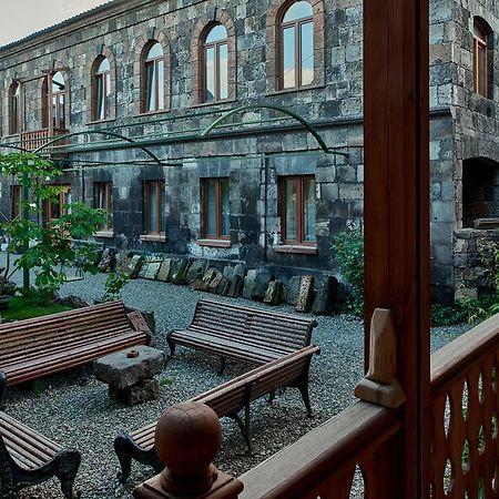Villa Kars Gjoemri Buitenkant foto