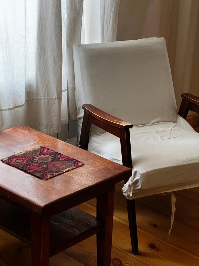 Villa Kars Gjoemri Buitenkant foto