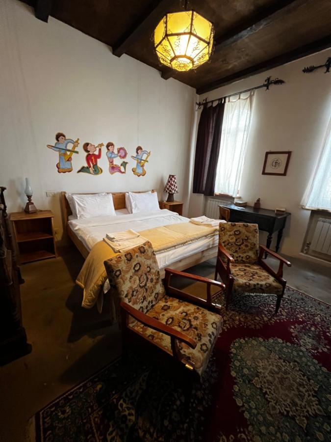 Villa Kars Gjoemri Buitenkant foto