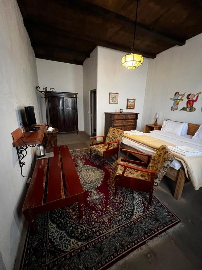 Villa Kars Gjoemri Buitenkant foto