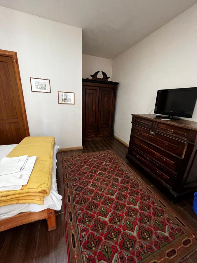 Villa Kars Gjoemri Buitenkant foto