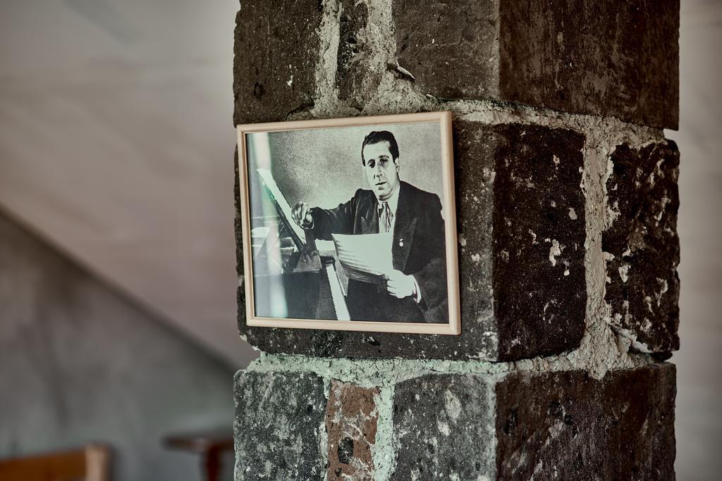 Villa Kars Gjoemri Buitenkant foto